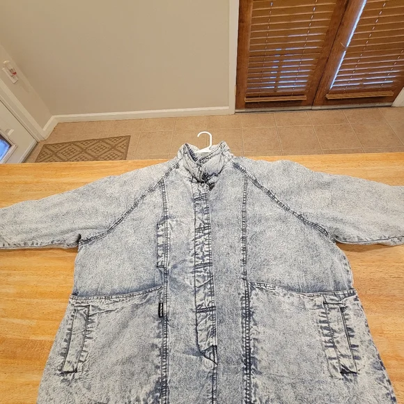 🧥EUC~VINTAGE ACID WASH DENIM COAT - Picture 15 of 15